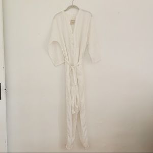 Avy & Co iris jumpsuit in white linen